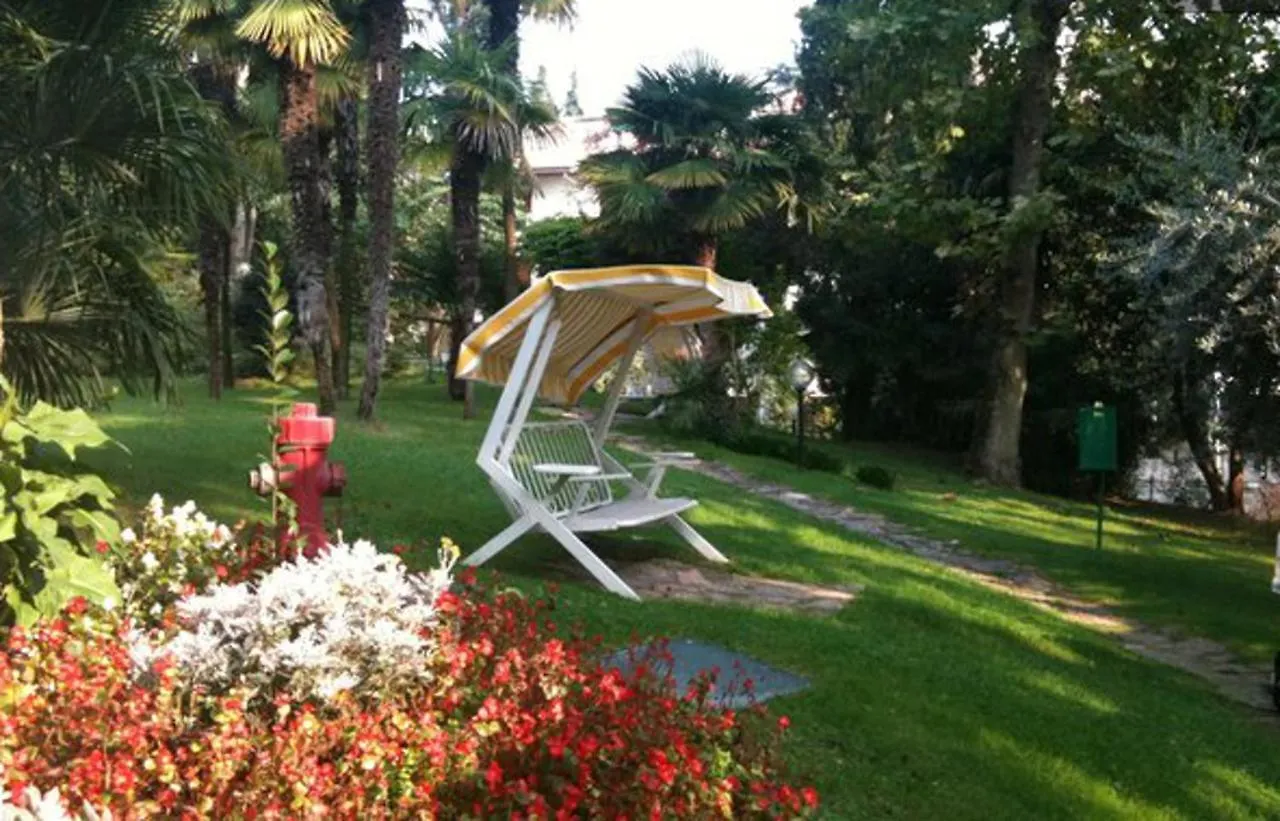 Monolocale Sul Lago Di Garda Garda  Italy
